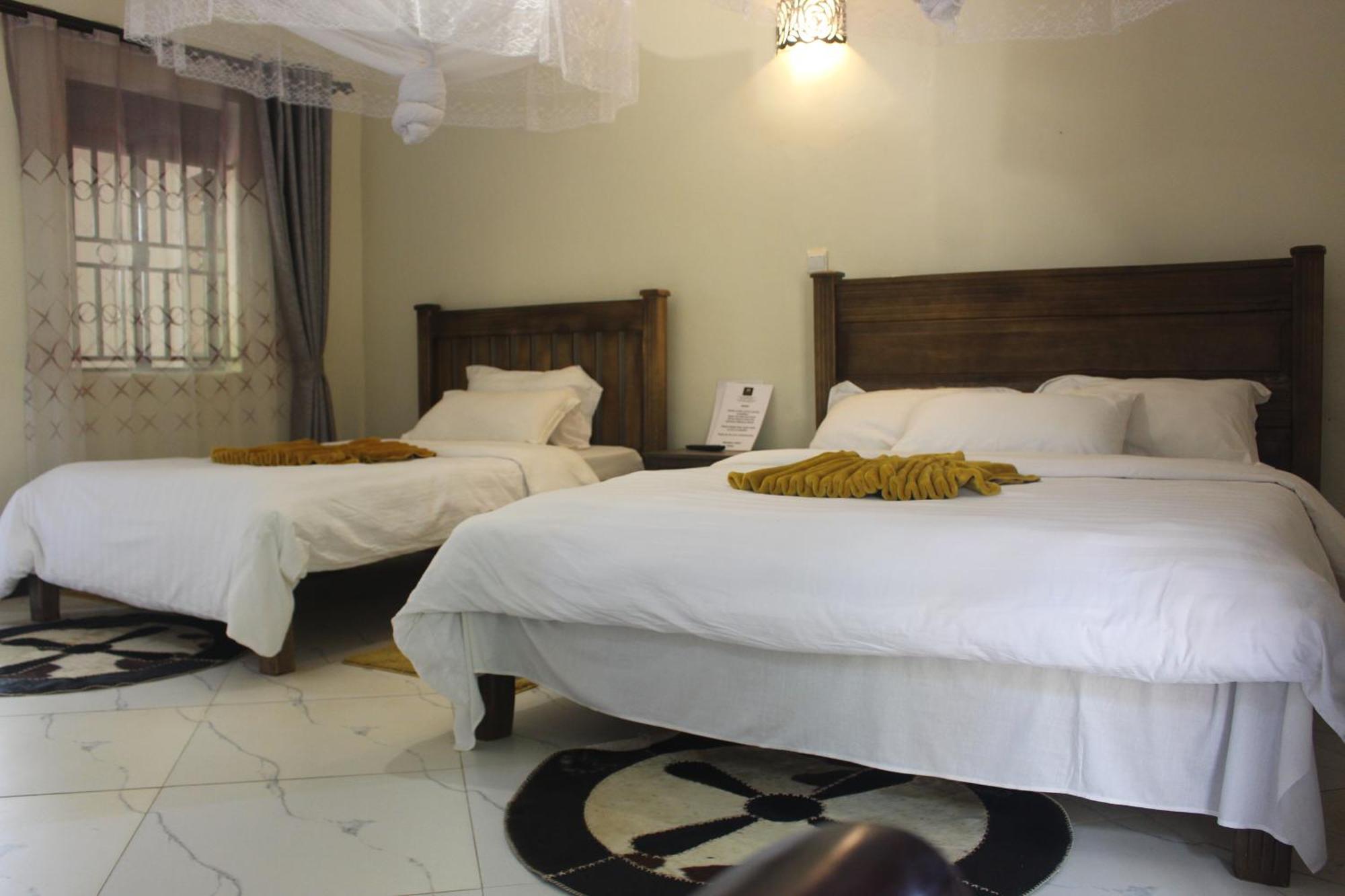 Montane Safaris Hotel Fort Portal المظهر الخارجي الصورة