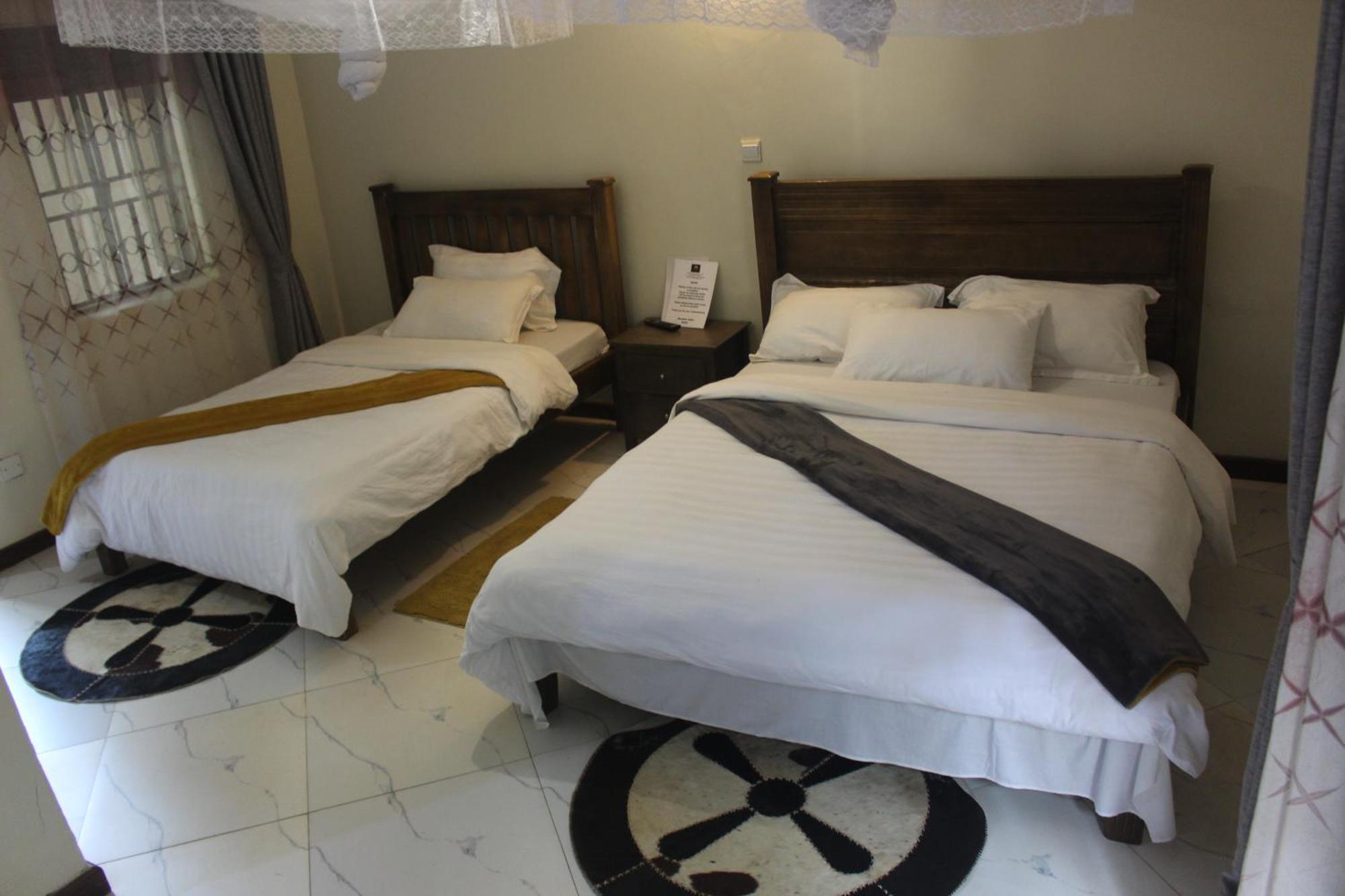 Montane Safaris Hotel Fort Portal المظهر الخارجي الصورة