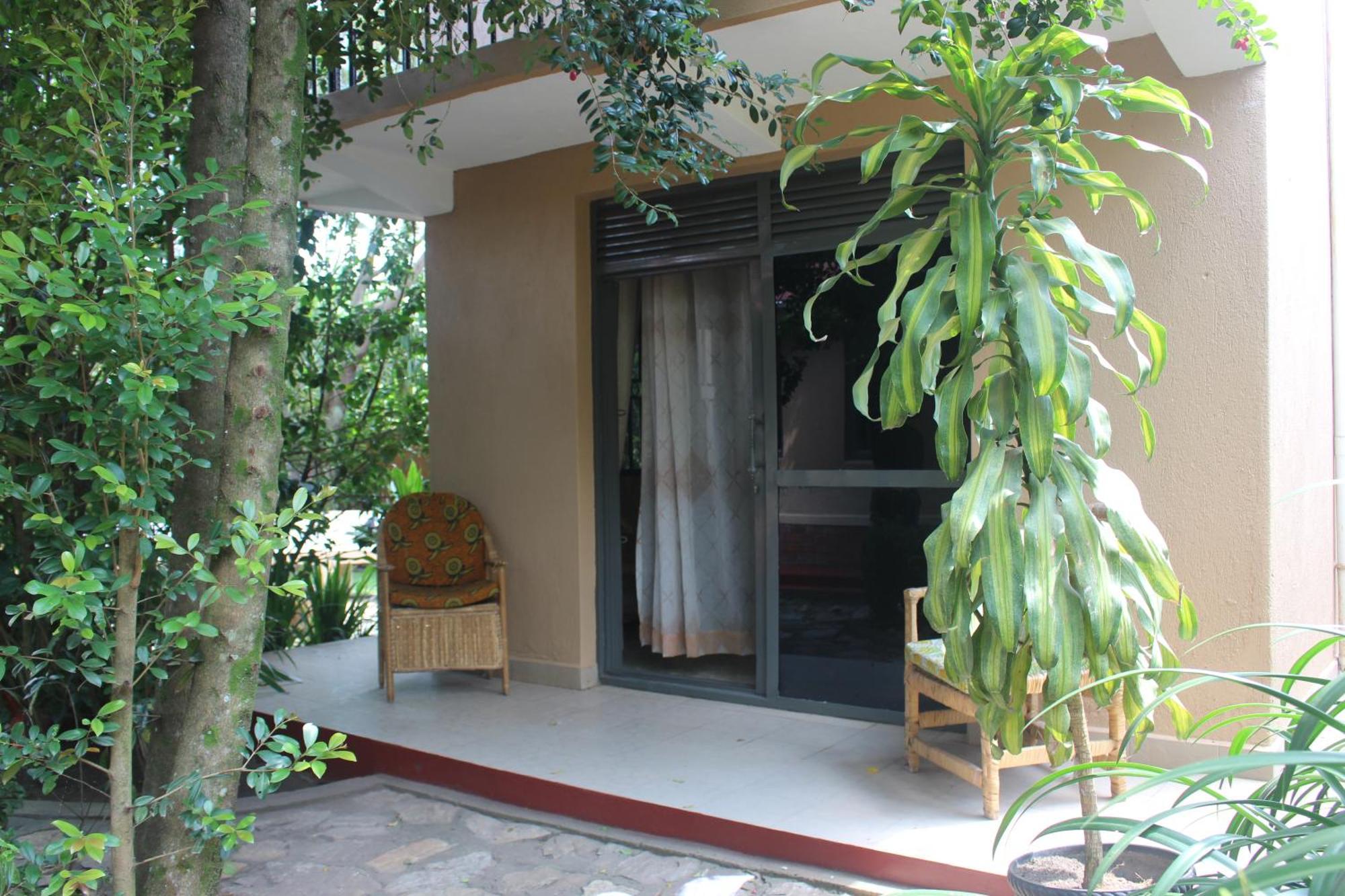 Montane Safaris Hotel Fort Portal المظهر الخارجي الصورة